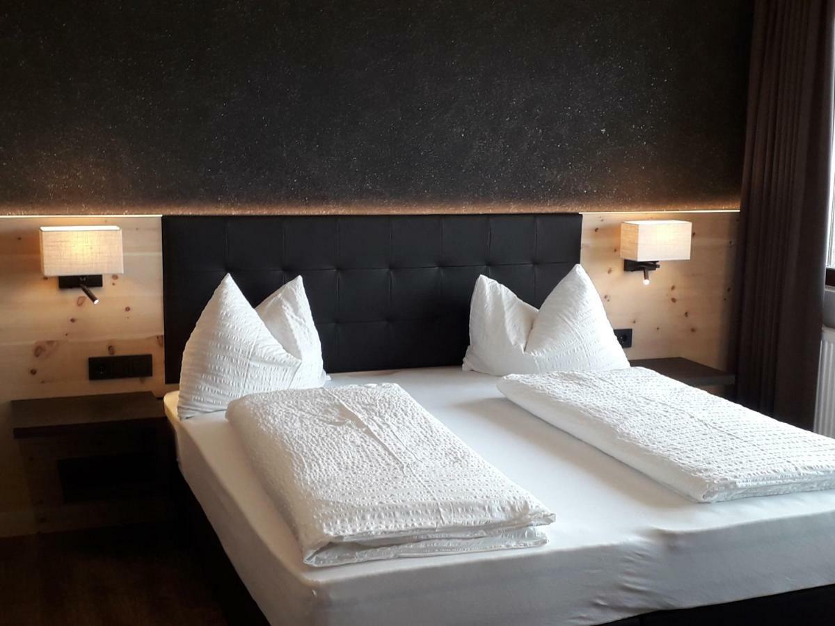 Hotel Zum Tiroler Adler Eksteriør bilde