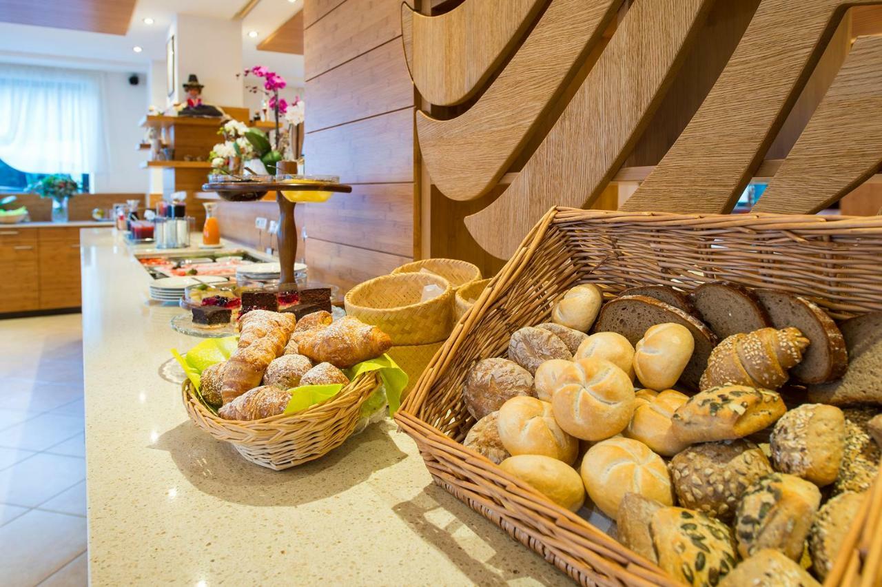 Hotel Zum Tiroler Adler Eksteriør bilde