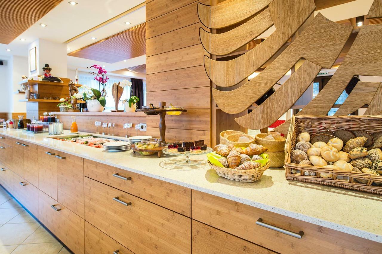 Hotel Zum Tiroler Adler Eksteriør bilde